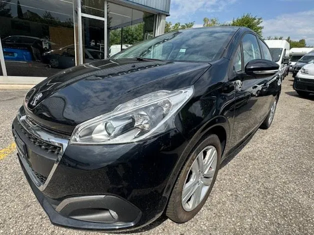 PEUGEOT 208 1.2 PureTech Style