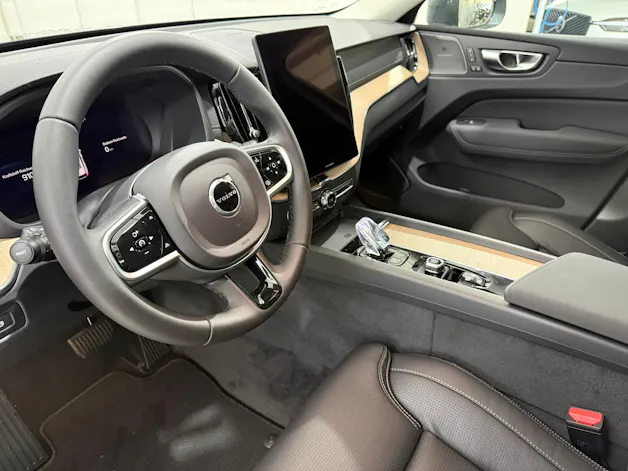 VOLVO XC60 2.0 T6 TE Ultra Bright eA