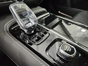 VOLVO S90 2.0 T8 TE Ultimate Dark eA