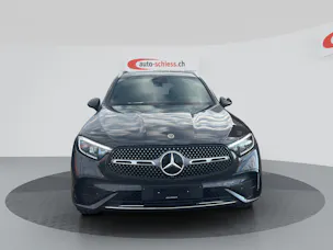 MERCEDES-BENZ 300 d 4MATIC AMG LINE