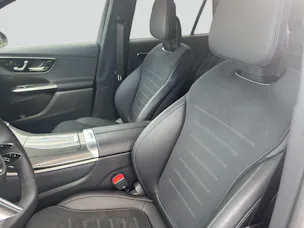 MERCEDES-BENZ 300 d 4MATIC AMG LINE