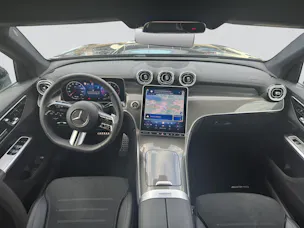 MERCEDES-BENZ 300 d 4MATIC AMG LINE