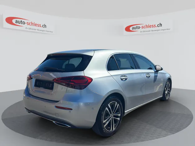 MERCEDES-BENZ A 180 d 8G-DCT PROGRESSIVE