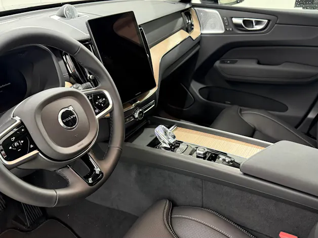 VOLVO XC60 2.0 T6 TE Ultra Bright eA