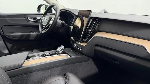 VOLVO XC60 2.0 T6 TE Ultra Bright eA