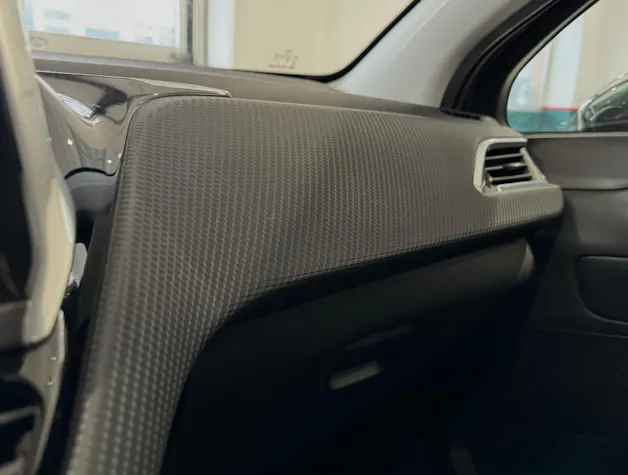 PEUGEOT 208 1.2 PureTech Allure EAT6