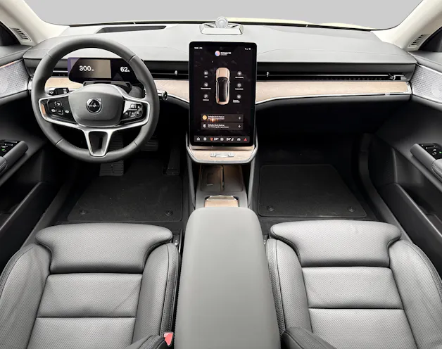 VOLVO ES90 Ultra