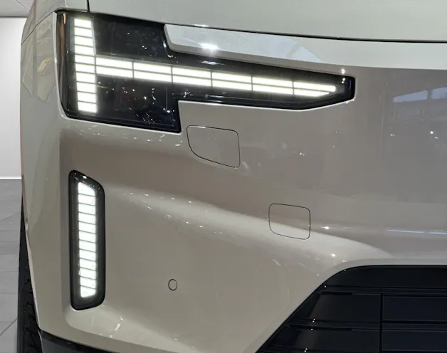 VOLVO ES90 Ultra