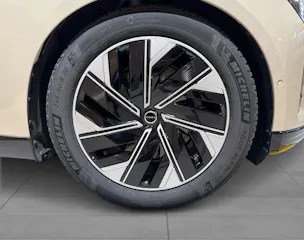 VOLVO ES90 Ultra