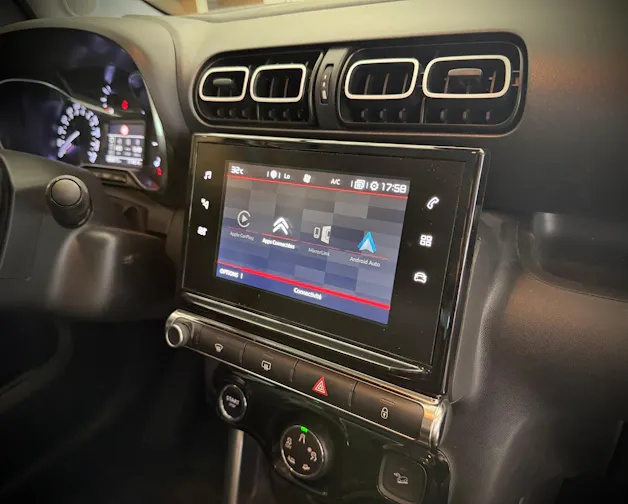 CITROEN C3 Aircross 1.2i PureTech Shine