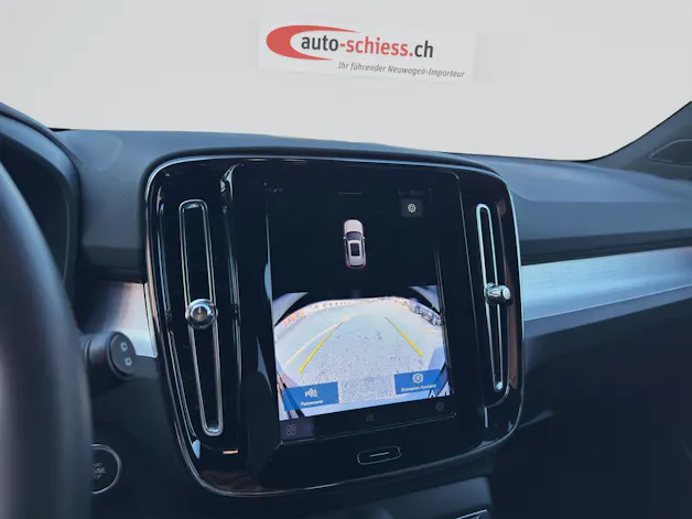 VOLVO XC40 B3 Benzin Mild Hybrid Core DCT