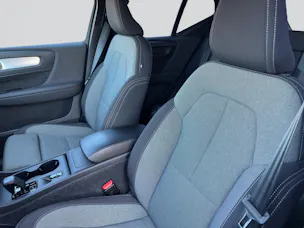 VOLVO XC40 B3 Benzin Mild Hybrid Core DCT