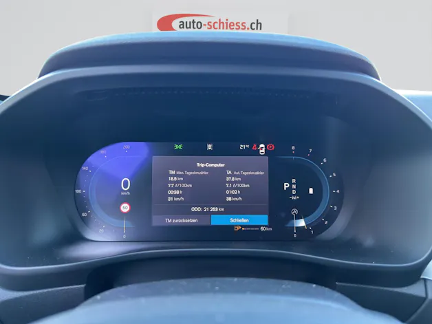VOLVO XC40 B3 Benzin Mild Hybrid Core DCT