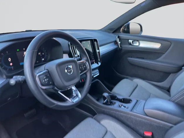 VOLVO XC40 B3 Benzin Mild Hybrid Core DCT