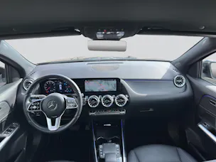MERCEDES-BENZ GLA 200 4Matic Progressive 8G-DCT