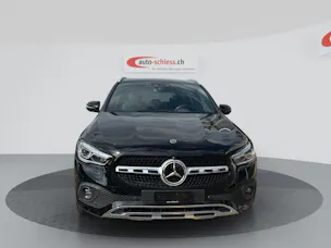 MERCEDES-BENZ GLA 200 4Matic Progressive 8G-DCT