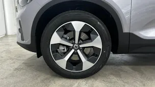 VOLVO XC40 2.0 B3 MH Core