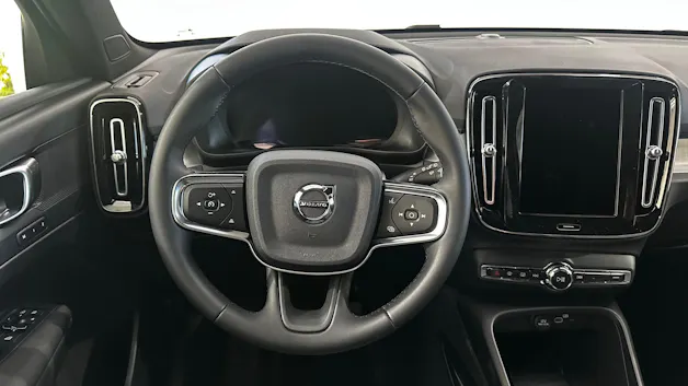 VOLVO XC40 2.0 B3 MH Core