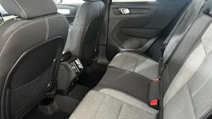 VOLVO XC40 2.0 B3 MH Core