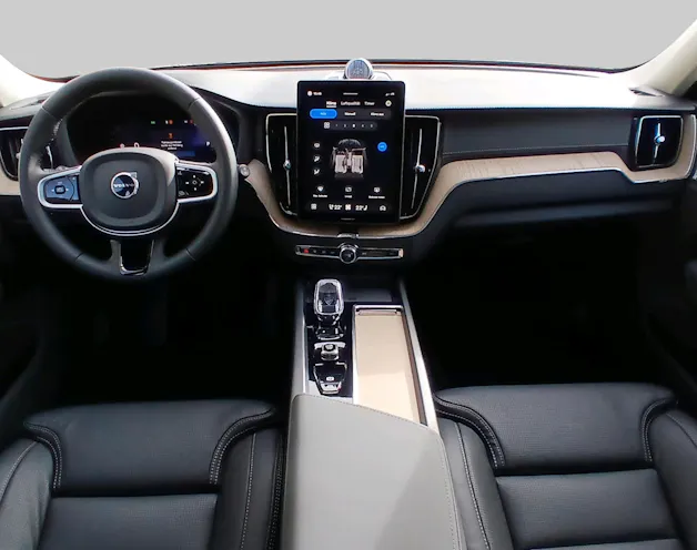 VOLVO XC60 2.0 T8 TE Ultra Dark eAWD