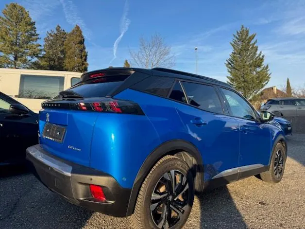 PEUGEOT 2008 e GT Line