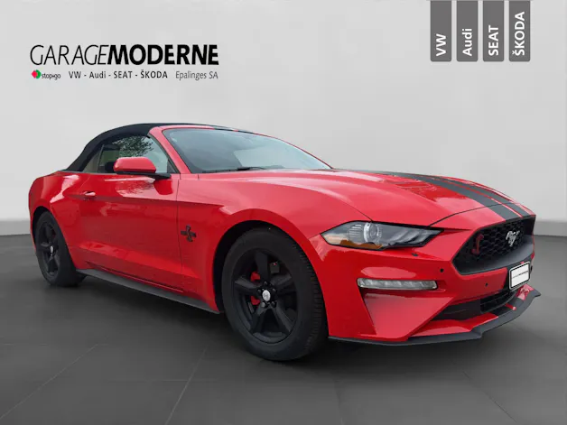 FORD MUSTANG