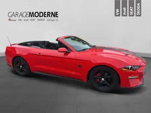 FORD MUSTANG