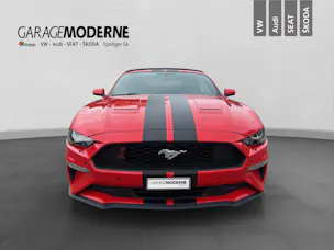 FORD MUSTANG