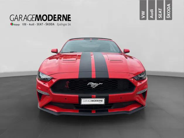 FORD MUSTANG