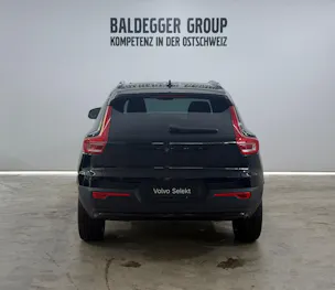 VOLVO XC40 2.0 B4 MH Black Edition