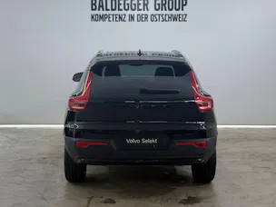 VOLVO XC40 2.0 B4 MH Black Edition