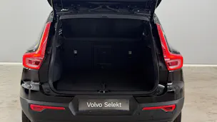 VOLVO XC40 2.0 B4 MH Black Edition