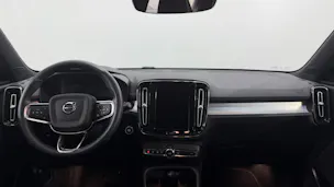 VOLVO XC40 2.0 B4 MH Black Edition