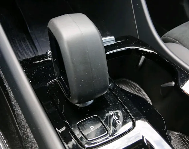 VOLVO XC40 1.5 T5 PiH Ultimate Dark