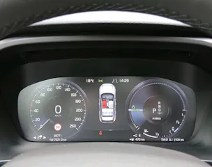 VOLVO XC40 1.5 T5 PiH Ultimate Dark