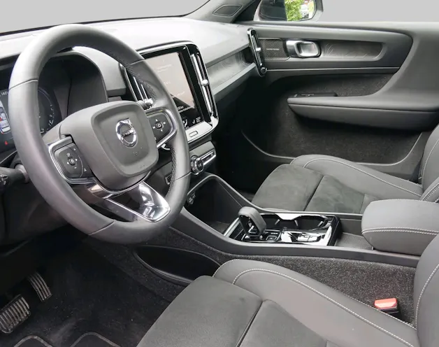VOLVO XC40 1.5 T5 PiH Ultimate Dark