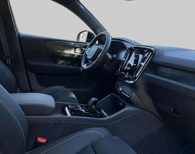 VOLVO XC40 1.5 T5 PiH Ultimate Dark