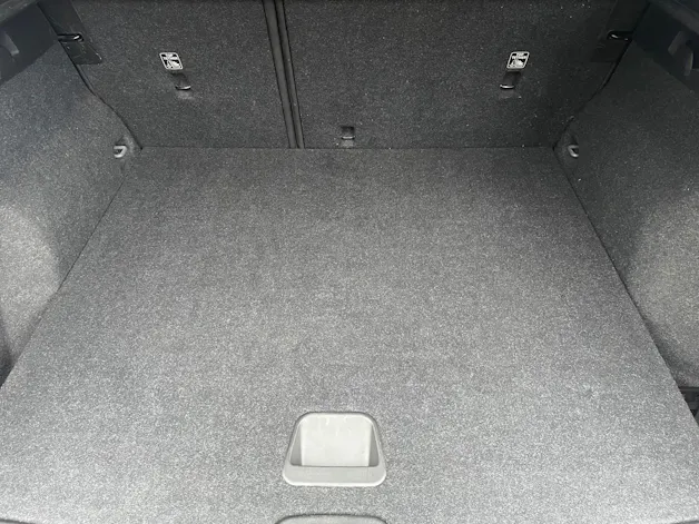 VOLVO XC40 1.5 T5 PiH Ultimate Dark