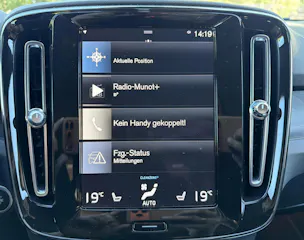 VOLVO XC40 1.5 T5 PiH Ultimate Dark