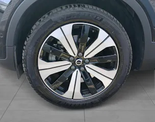VOLVO XC40 1.5 T5 PiH Ultimate Dark