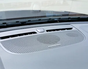 VOLVO XC40 1.5 T5 PiH Ultimate Dark