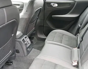 VOLVO XC40 1.5 T5 PiH Ultimate Dark
