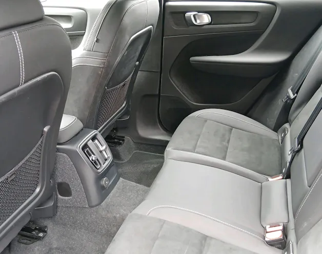 VOLVO XC40 1.5 T5 PiH Ultimate Dark