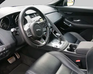 Jaguar E-Pace 2.0 T 250 R-Dynamic SE