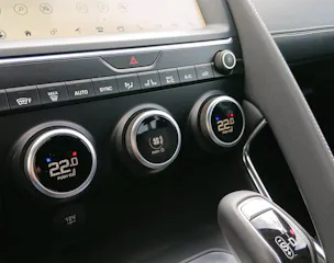 Jaguar E-Pace 2.0 T 250 R-Dynamic SE