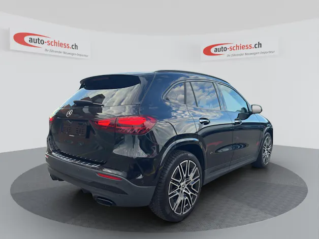 MERCEDES-BENZ GLA 220d 4Matic 8G-DCT AMG Line Night