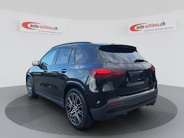 MERCEDES-BENZ GLA 220d 4Matic 8G-DCT AMG Line Night