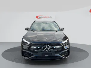 MERCEDES-BENZ GLA 220d 4Matic 8G-DCT AMG Line Night