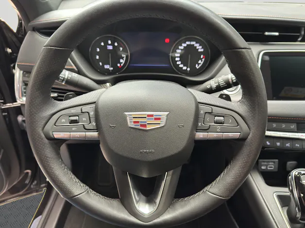 CADILLAC XT4 350T 2.0 Sport AWD Automat