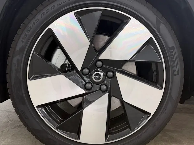VOLVO EX40 Twin Ultra AWD